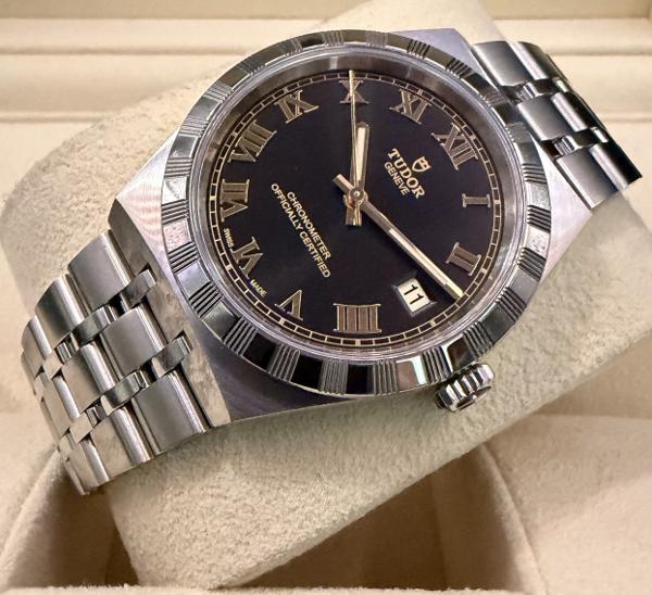 Tudor Royal